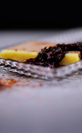 Zwiebelmarmelade der besonderen Art. Lassen Sie sich von unseren handgemachten Zwiebel Jams überraschen und entdecken Sie neue kulinarische Dimensionen.